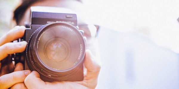 aparat fotograficzny lustrzanka